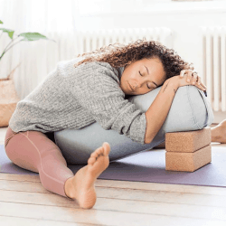 Image showing the Organic Cotton Buckwheat Bolster, Grey Ice product.