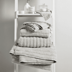 Image showing the Hydrocotton Bath towel, 70 x 125cm, Pearl Grey product.