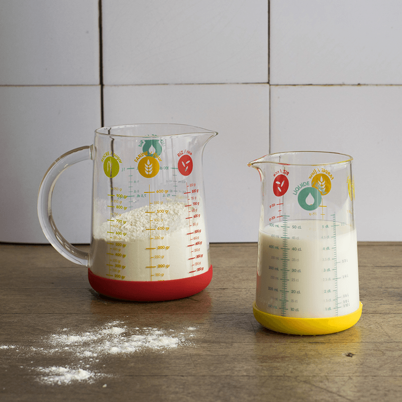 Glass Measuring Jug With Silicone Base, 1L, Red