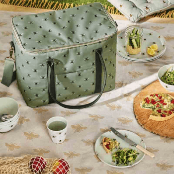 Image showing the Bees Picnic Bag, Pale Green product.
