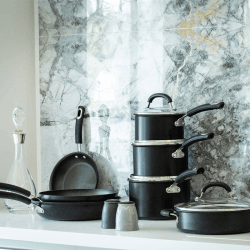 Image showing the Total Anodised Non-Stick 4 Piece Pan Set, Black product.