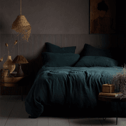 Image showing the Linen Duvet Cover, Super King, Darkest Spruce product.