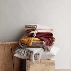 Image showing the Classic Plaid Throw, 130 x 200 cm, Terracotta product.