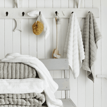 Image showing the Hydrocotton Bath sheet, 100 x 150cm, Pearl Grey product.