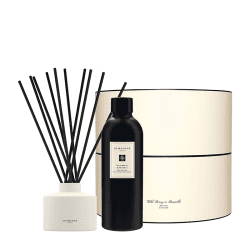 Image showing the Townhouse Diffuser, Wild Berry & Bramble, 300ml product.
