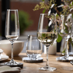 Image showing the Vivo Voice Set of 4 White Wine Glasses, 280ml, Clear product.