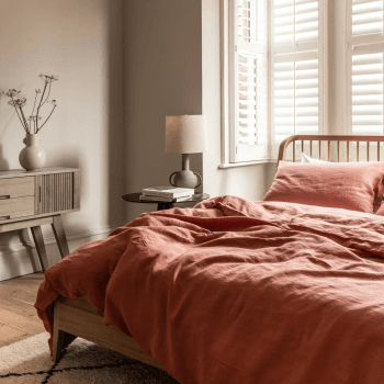 Image showing the Burnout Orange Linen Duvet Cover, King product.