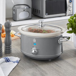 Image showing the Retro Slow Cooker, 3.5L, Grey product.
