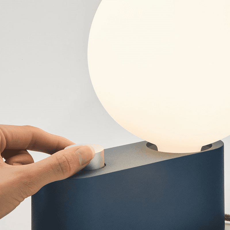 Alumina Lamp with Sphere, Sapphire