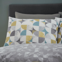 Image showing the Retro Circles King size duvet set, 220 x 230cm product.
