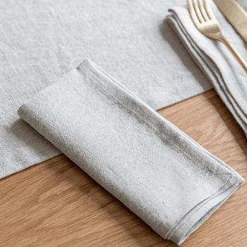 Image showing the Classic Set of 4 Napkins, 40 x 40cm, Natural product.